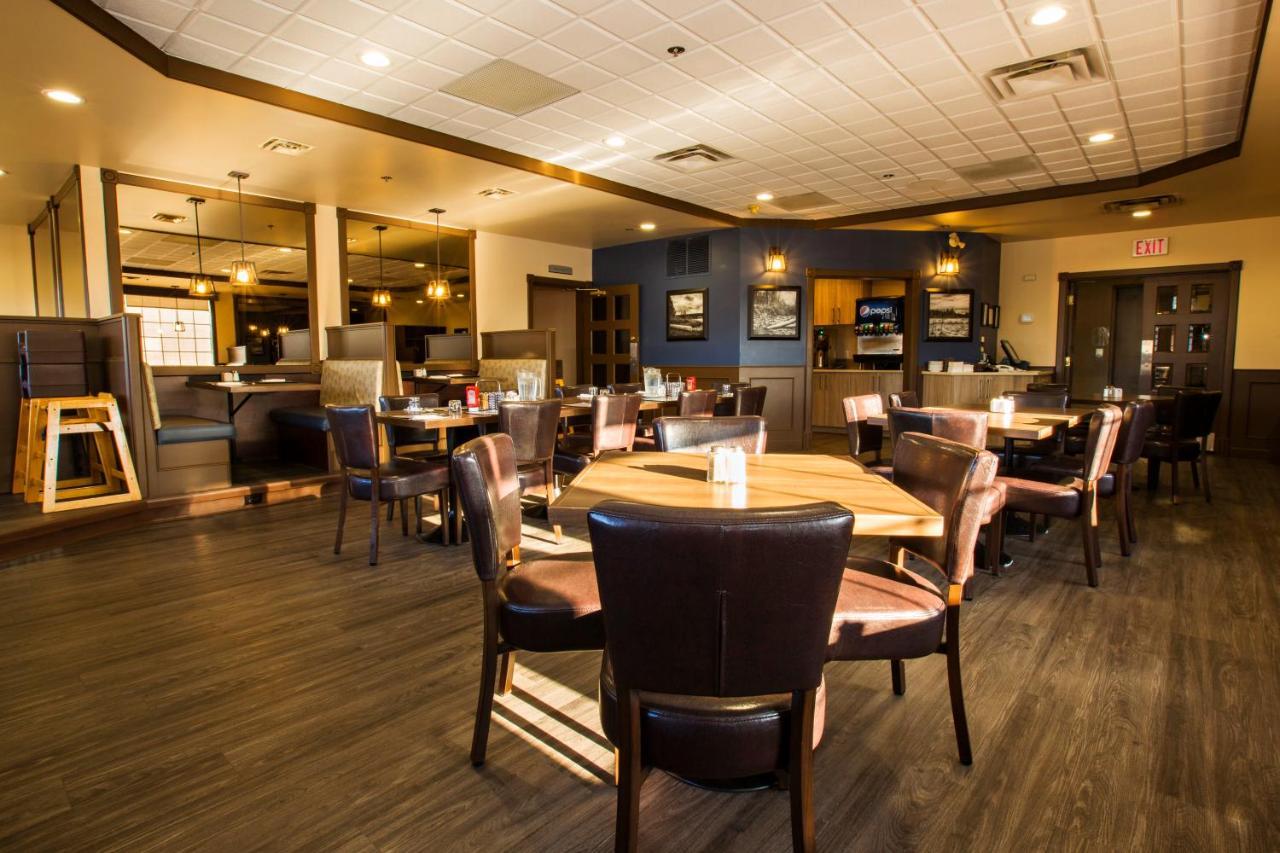 Tower Inn & Suites Quesnel Exterior photo